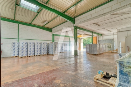 Activités / entrepôts à louer - LOGNES – Photo 1