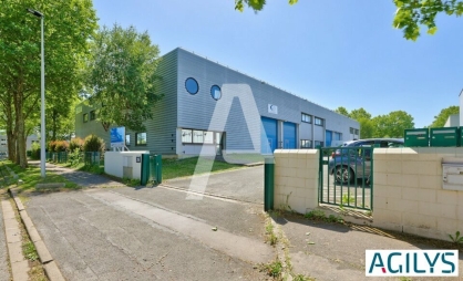 Activités / entrepôts à louer - COLLÉGIEN – Photo 1