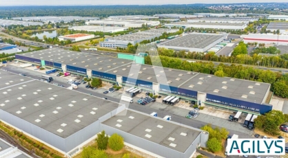 Activités / entrepôts à louer - COMBS-LA-VILLE – Photo 1