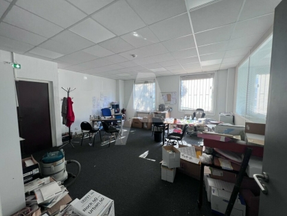 Activités / entrepôts à louer - Lognes – Photo 1