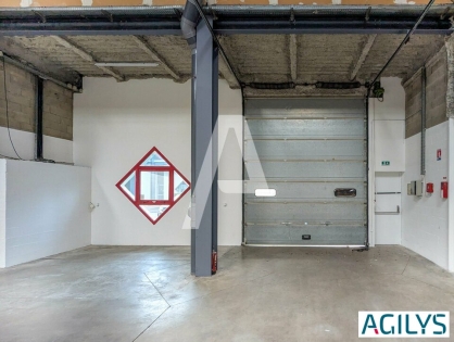 Activités / entrepôts à louer - ÉLANCOURT – Photo 1