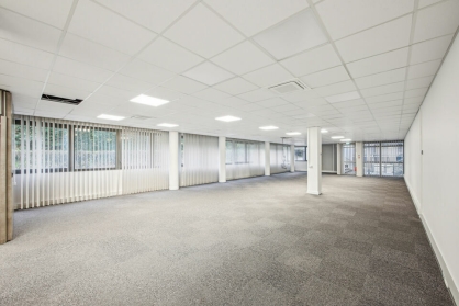 Bureaux à louer - ORSAY – Photo 1
