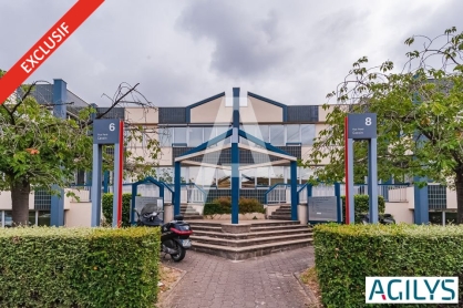 Activités / entrepôts à vendre - MASSY – Photo 1