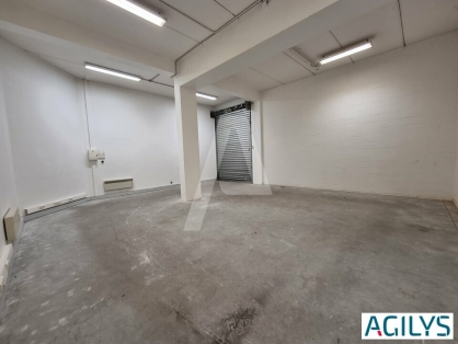 Activités / entrepôts à louer - LES ULIS – Photo 1