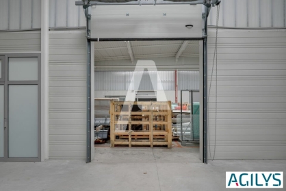 Activités / entrepôts à louer - PALAISEAU – Photo 1