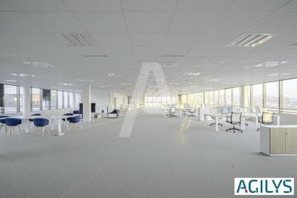 Photo 1 – Location BUREAUX à MASSY (91300)