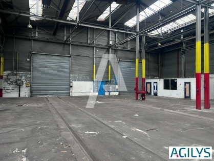 Activités / entrepôts à louer - CORBEIL-ESSONNES – Photo 1