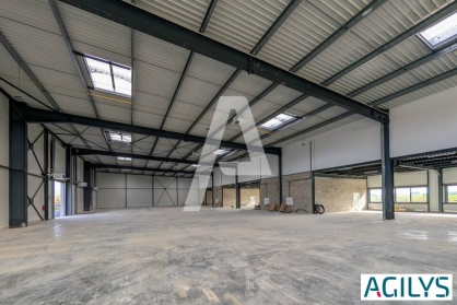 Activités / entrepôts à vendre - VILLEBON SUR YVETTE – Photo 1