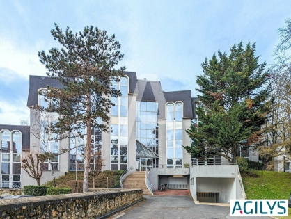 Bureaux à louer - ORSAY – Photo 1