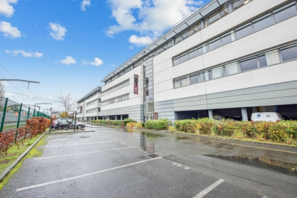 Bureaux à louer - ORSAY – Photo 1