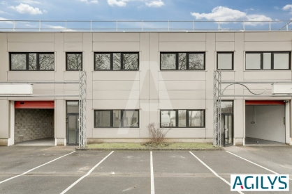 Activités / entrepôts à louer - BONDOUFLE – Photo 1