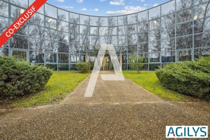 Activités / entrepôts à vendre - SACLAY – Photo 1