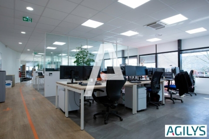 Activités / entrepôts à louer - PALAISEAU – Photo 1