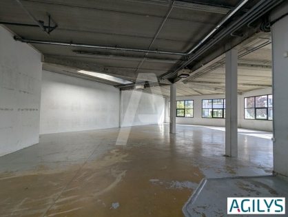 Activités / entrepôts à louer - VILLEJUST – Photo 1