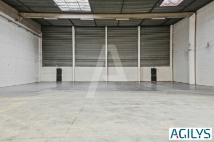 Activités / entrepôts à louer - ANTONY – Photo 1
