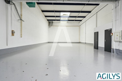 Activités / entrepôts à louer - BONNEUIL SUR MARNE – Photo 1