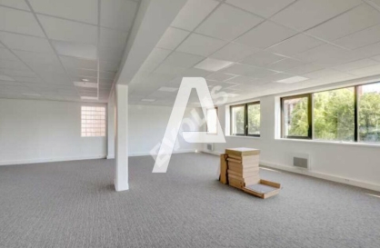Bureaux à vendre - GENTILLY – Photo 1