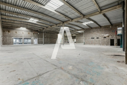 Activités / entrepôts à louer - IVRY SUR SEINE – Photo 1