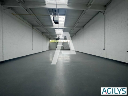 Activités / entrepôts à louer - BONNEUIL SUR MARNE – Photo 1