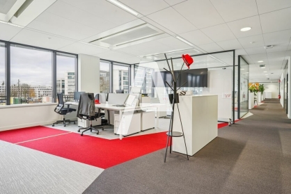 Bureaux à louer - RUNGIS – Photo 1