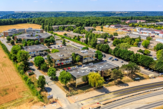 LOCAUX PLATEAU DE SACLAY