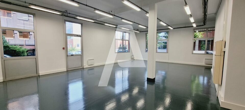 Activités / entrepôts à louer - CHEVILLY-LARUE – Photo 1