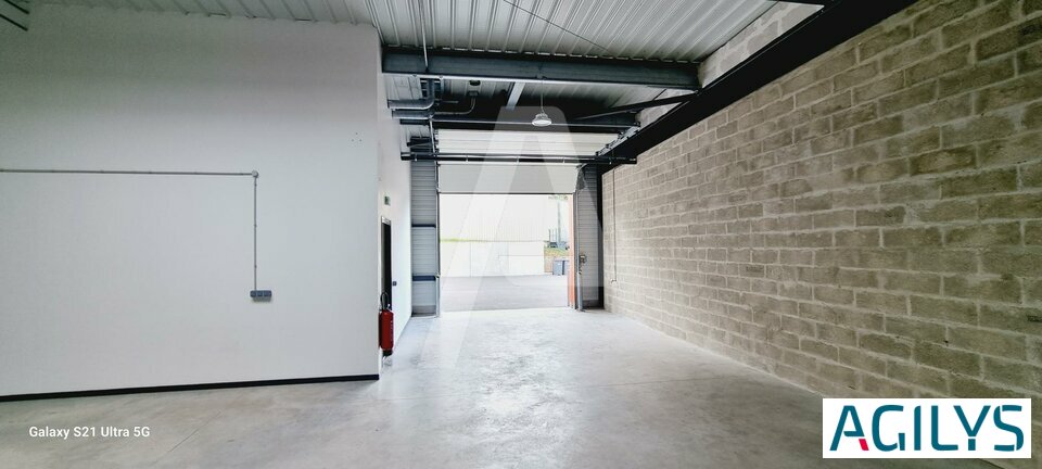 Activités / entrepôts à louer - PALAISEAU – Photo 1