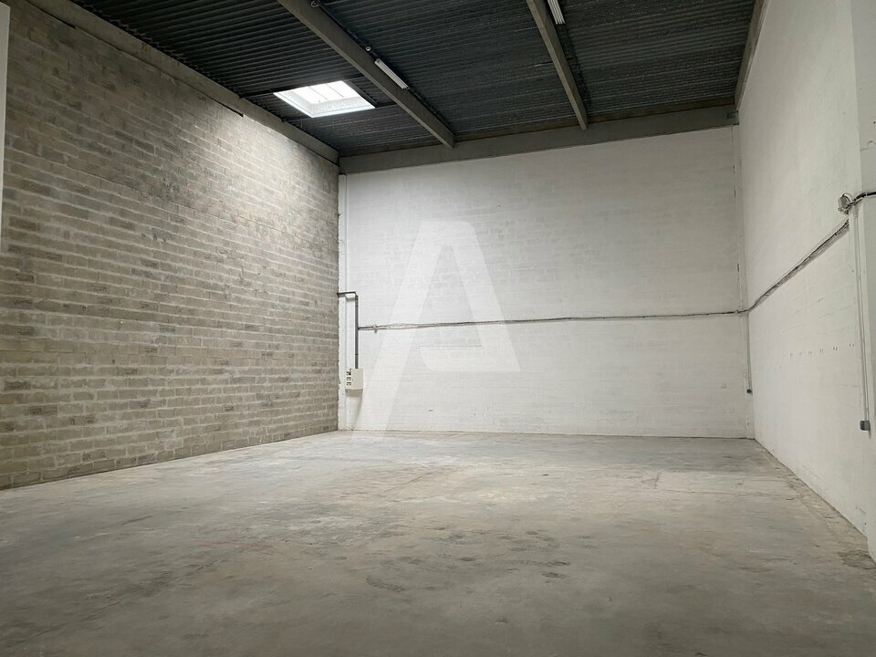 Activités / entrepôts à louer - Lognes – Photo 1